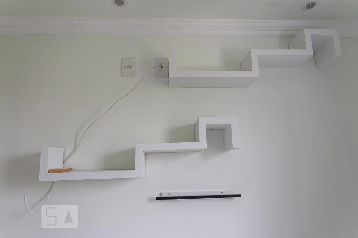 Furnished 2-bedroom apartment with a balcony — photo 27