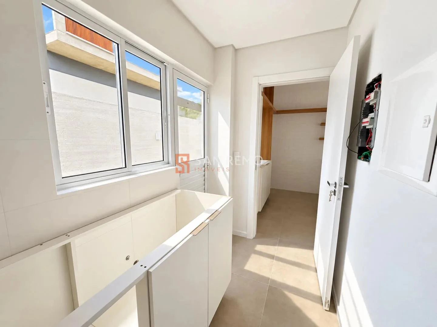 2-bedroom house with a home office — photo 19