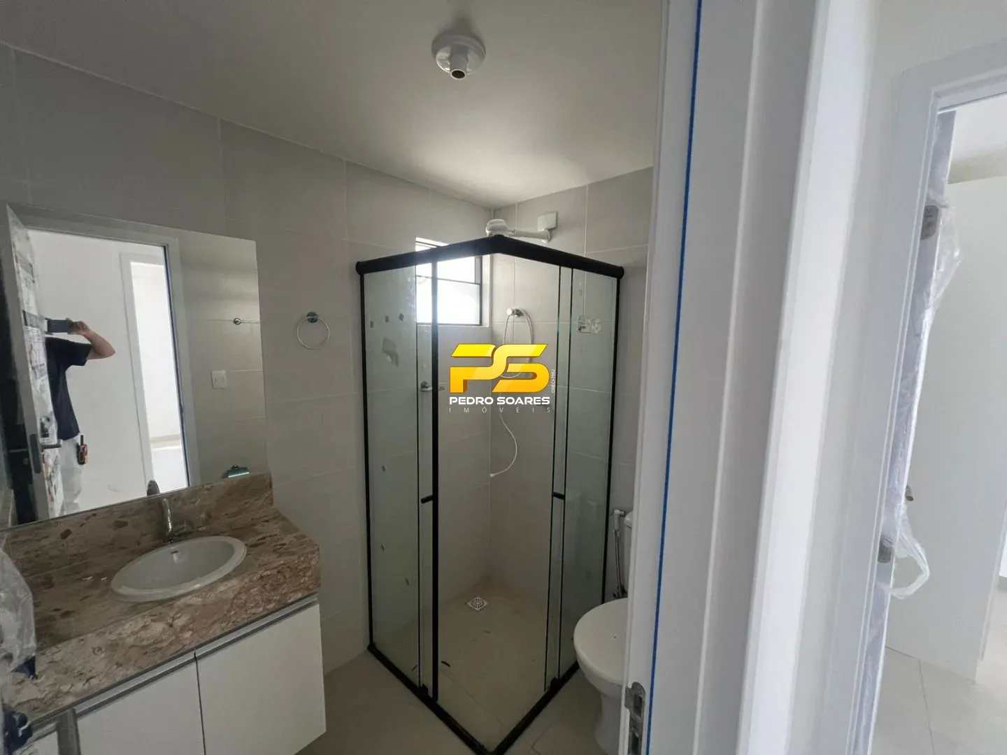 2-bedroom apartment with balcony and private BBQ — photo 10