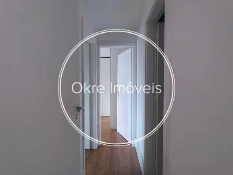 Unfurnished apartment with 2 bedrooms and 3 bathrooms — photo 21