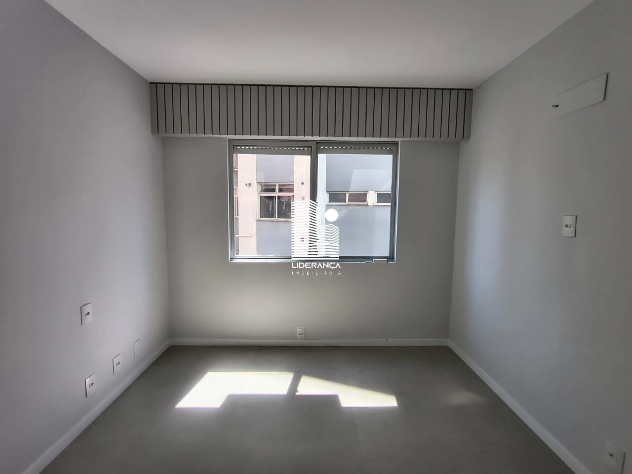3-bedroom apartment with a home office — photo 4
