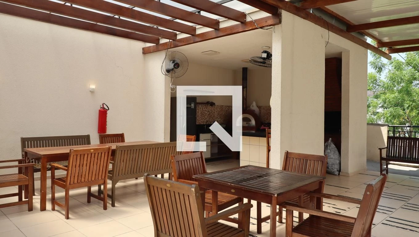 1-bedroom apartment with open-plan kitchen — photo 9
