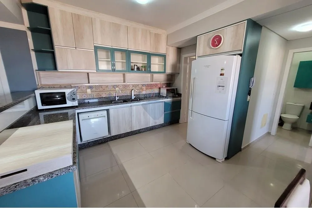 Apartamento con 3 dormitorios, escritorio y 2 plazas — photo 2