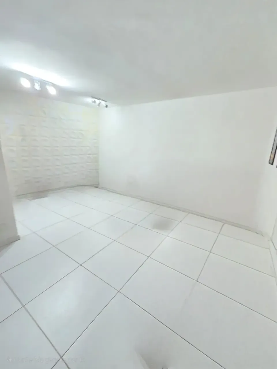 House, 650 m², with a grill on the balcony — photo 7