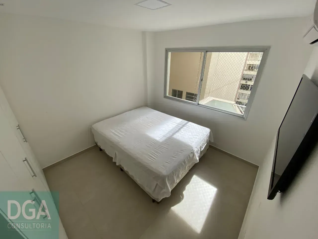 Furnished apartment with 2 bedrooms and washing machine — photo 14