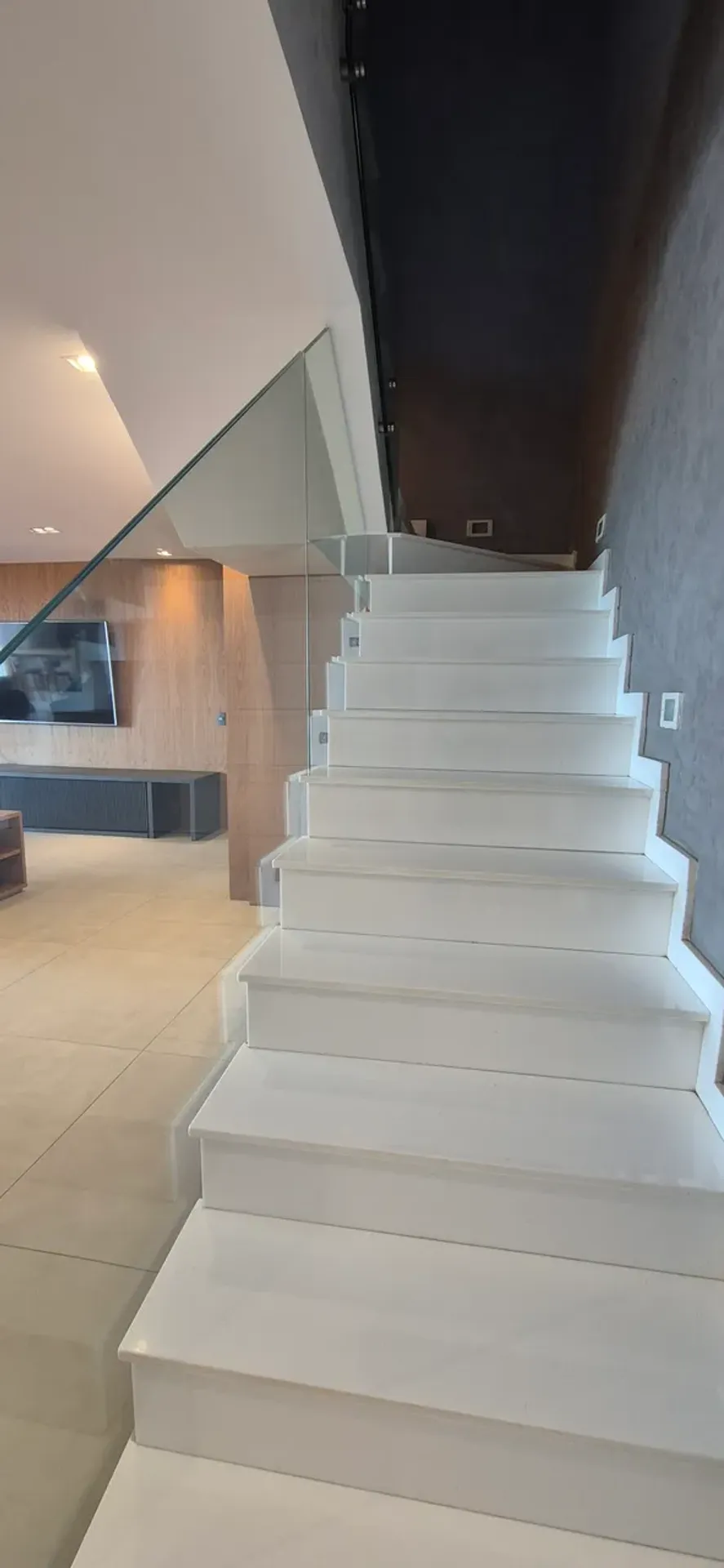 Duplex penthouse with 3 suites and 360 m², enclosed kitchen — photo 31