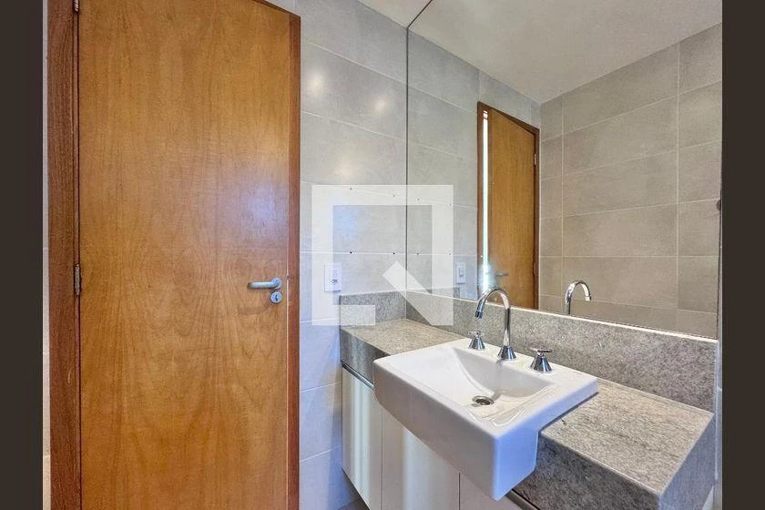 Rental penthouse with 3 en-suite bedrooms and 306 m² — photo 34
