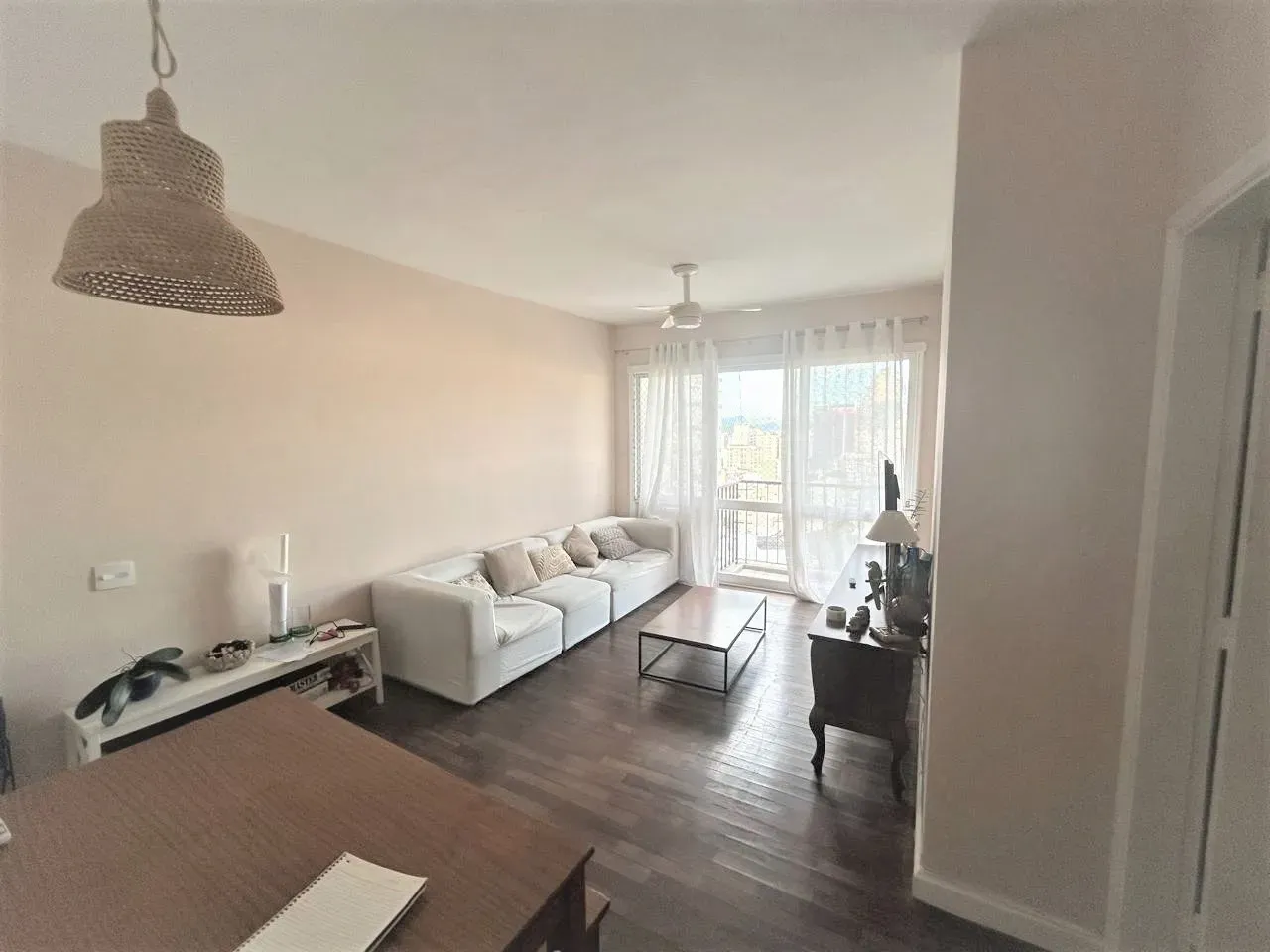 3-bedroom apartment with laundry area and 105 m² — photo 2
