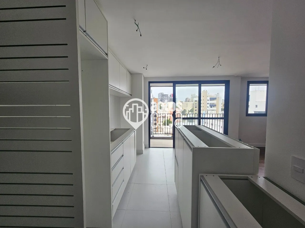 Дерев'яна підлога або ламінат та 2 спальні: квартира 75 м² — photo 5