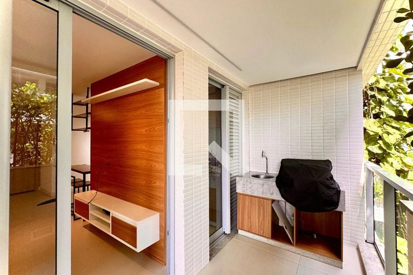 Washing machine in a 2-bedroom apartment, 73 m²