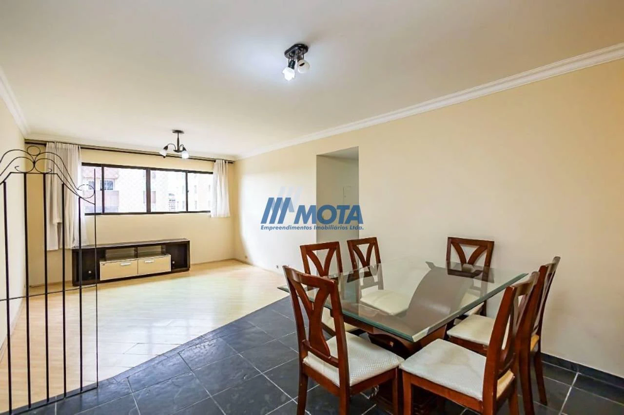 3-bedroom apartment with a home office — photo 11