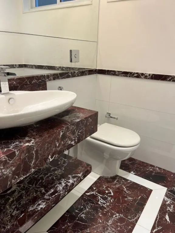 Casa com 3 quartos e 4 banheiros, varanda com churrasqueira — photo 35