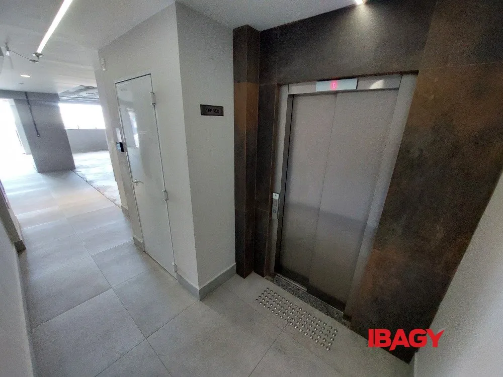 1-bedroom apartment with 1 bathroom and 1 parking space — photo 8