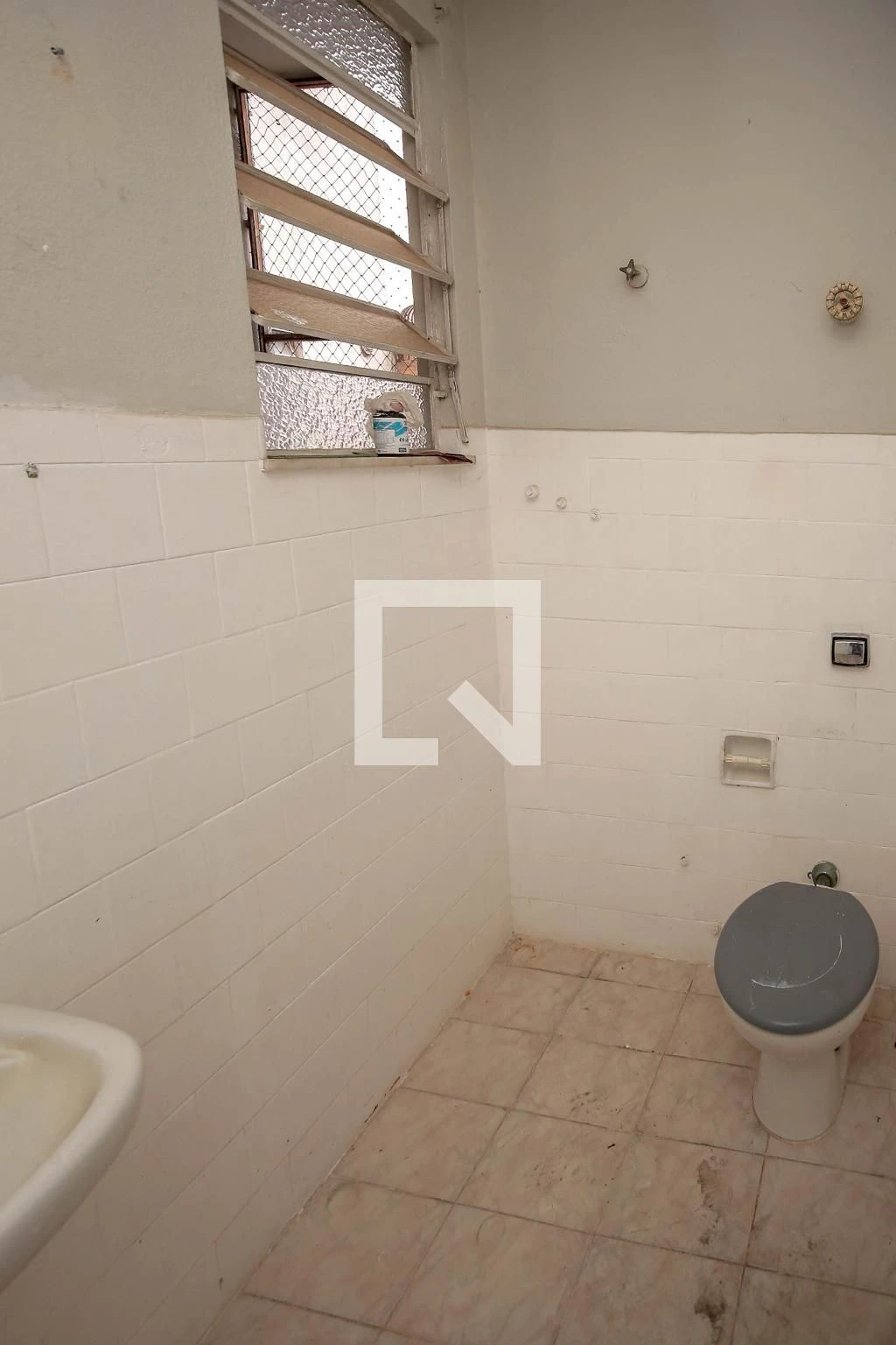 Apartment, 78 m², with wood or laminate floors — photo 37