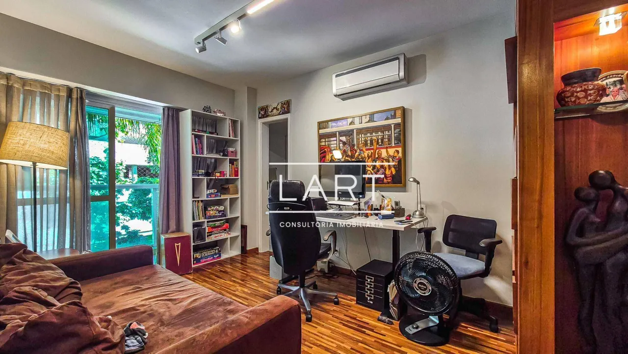 3-bedroom apartment with 240 m² and 3 parking spaces — photo 9