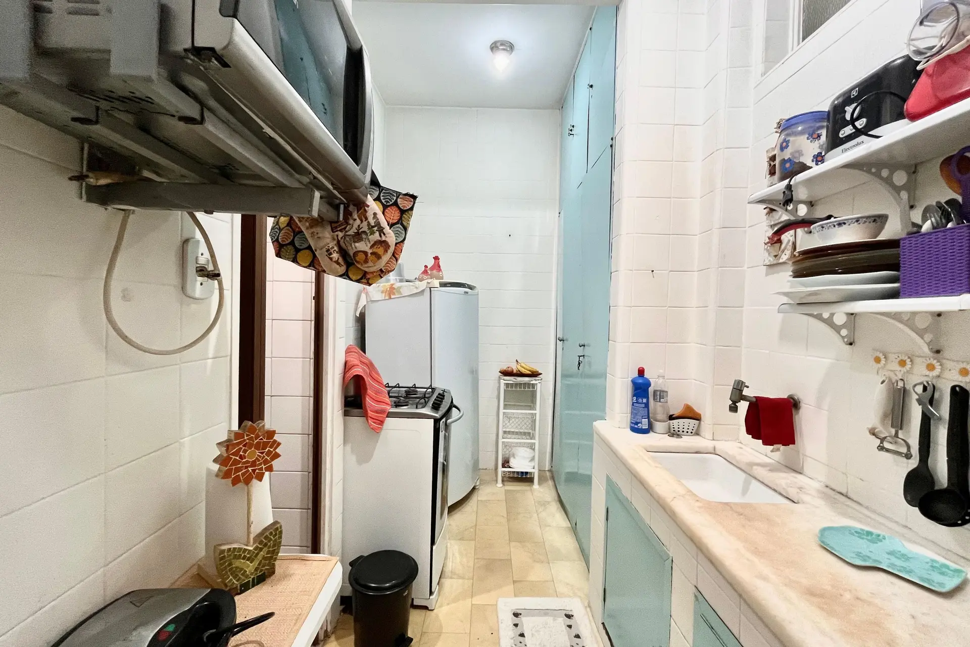 Furnished 1-bedroom apartment with 1 bathroom — photo 18