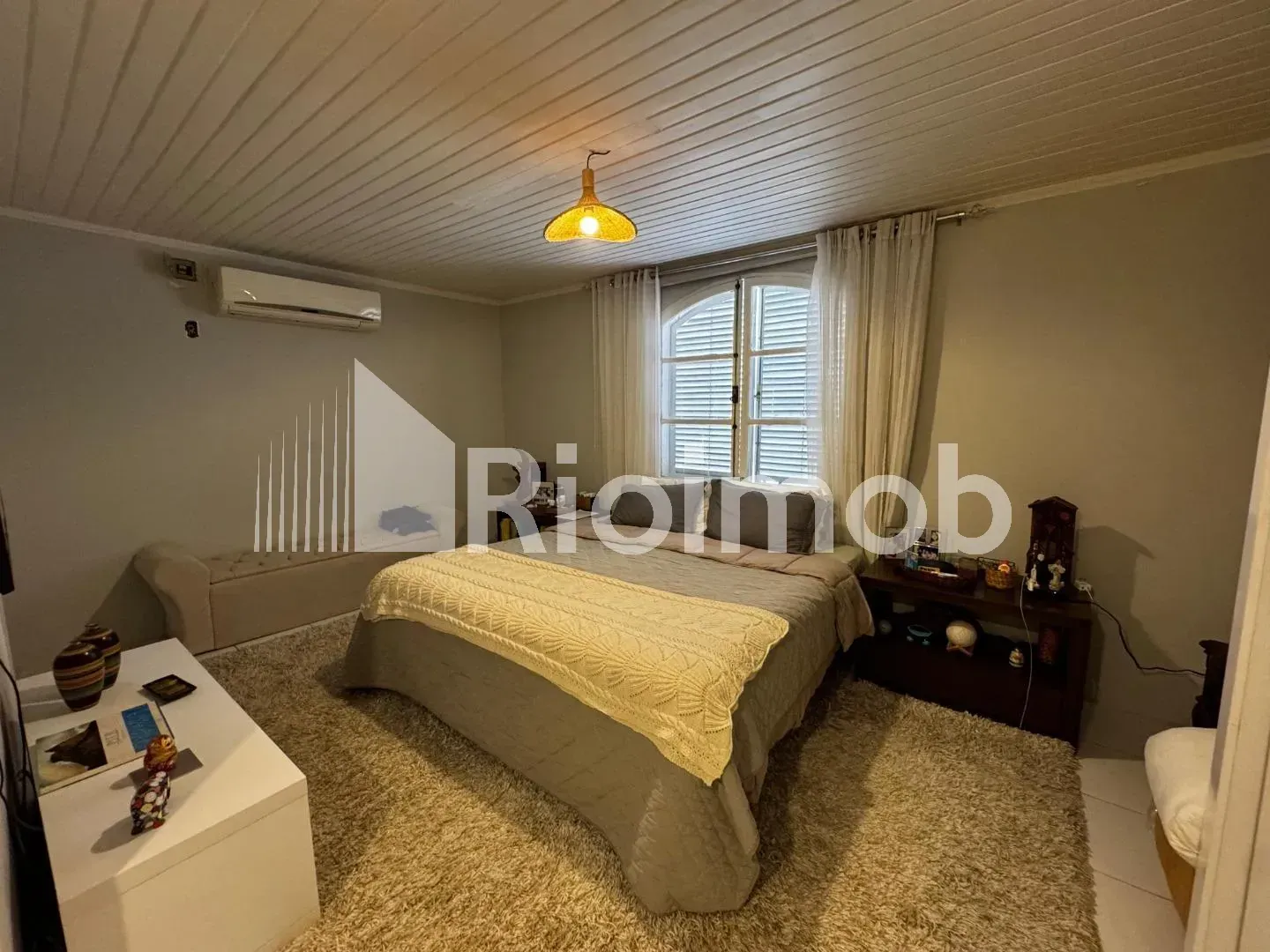 Furnished house with 4 bedrooms and an open-plan kitchen — photo 21