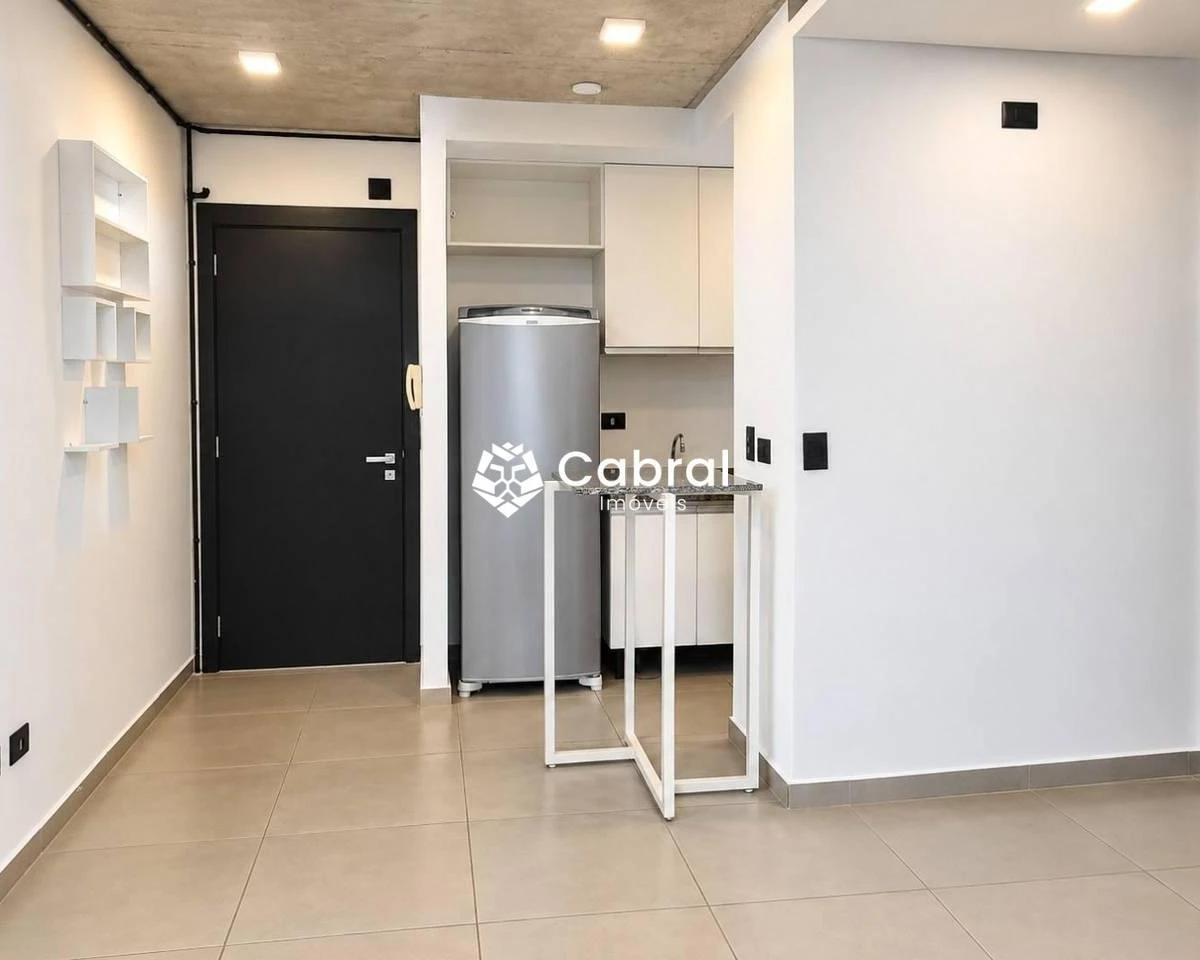 Balcony with a grill in a one-bedroom apartment, 35 m² — photo 15