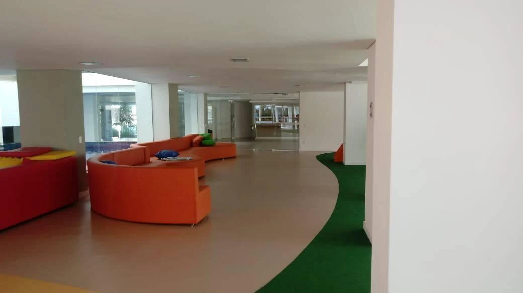 Apartamento mobiliado, 318 m², com janelas do piso ao teto — photo 25