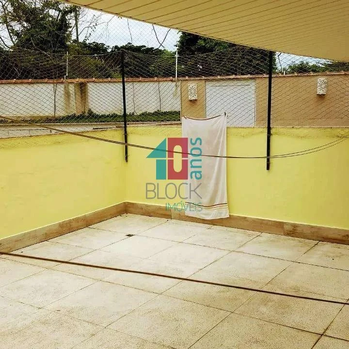Furnished house with 5 bedrooms and 226 m² — photo 17