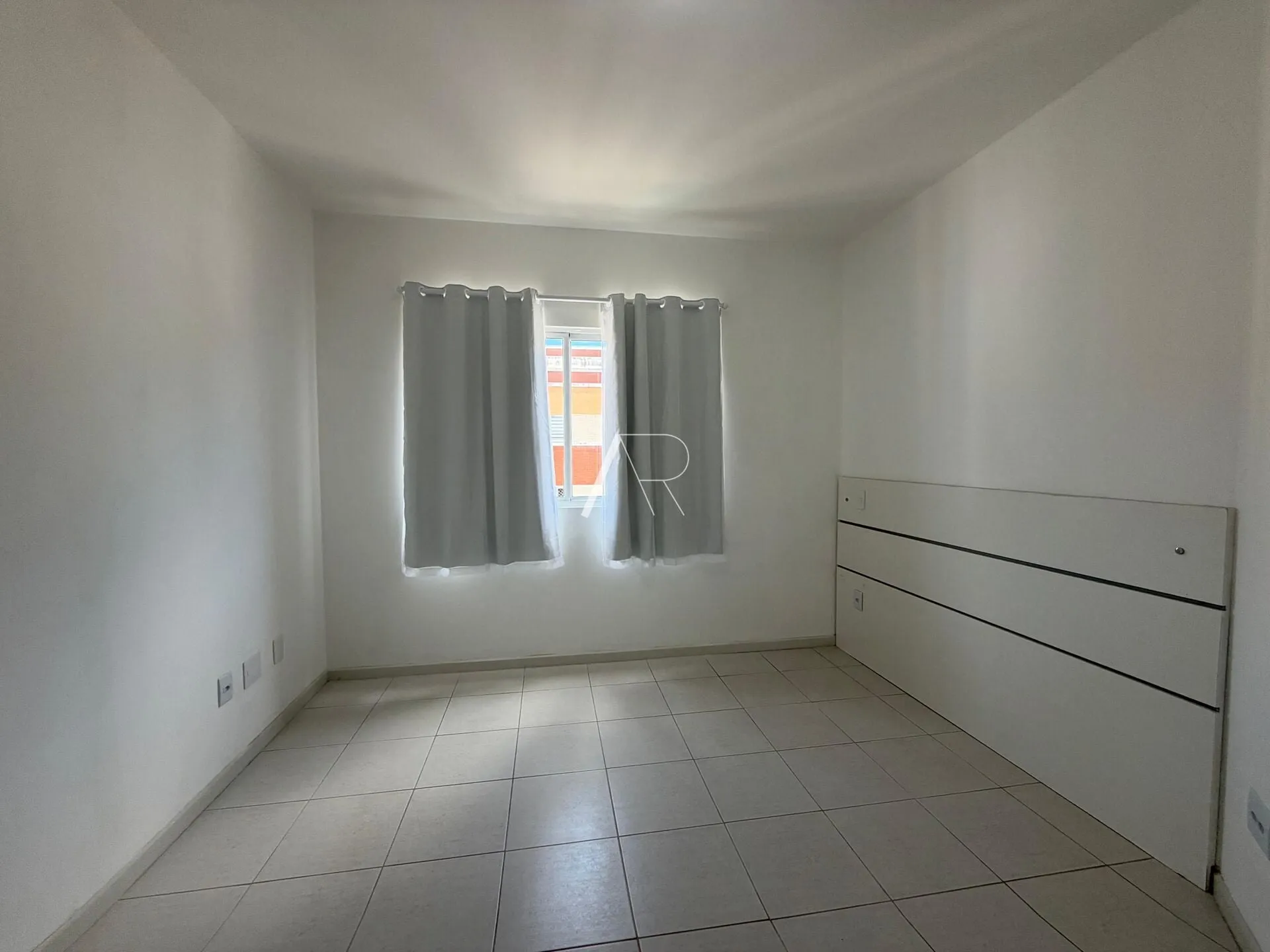 Furnished apartment, 85 m², with a washing machine — photo 9