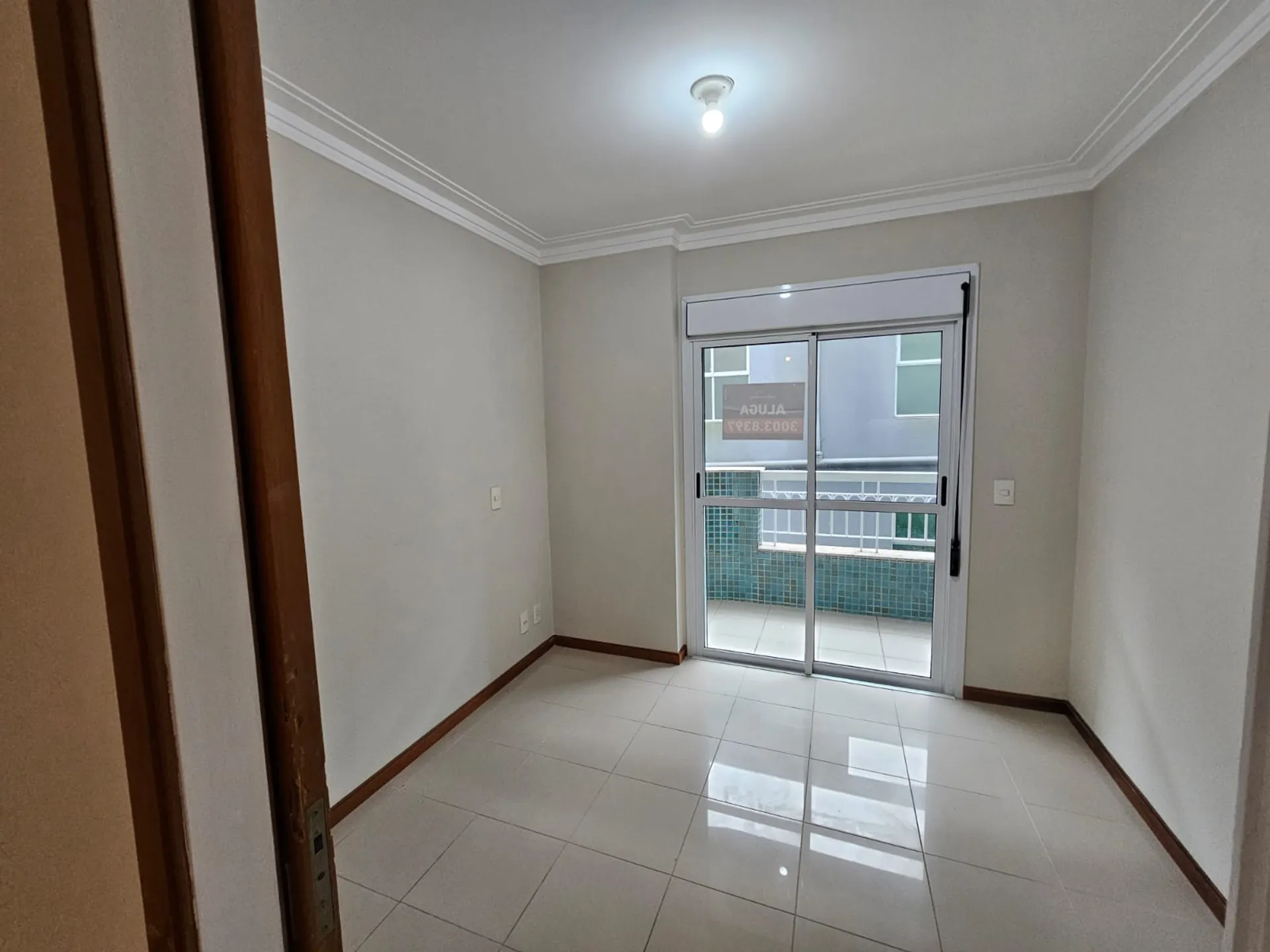 68 m² apartment with 1 bedroom and a balcony — photo 7