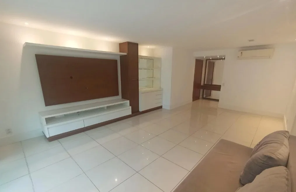 Apartment, 133 m², with a grill on the balcony — photo 20