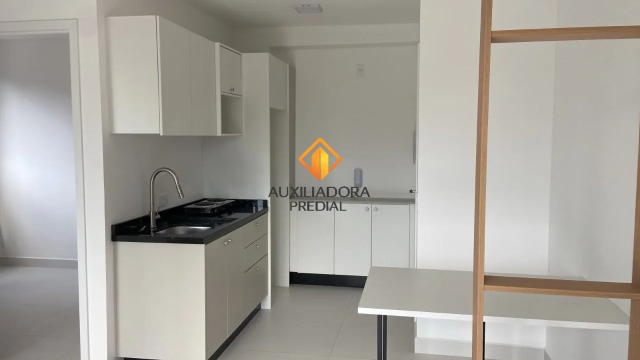 Apartamento mobiliado com 2 quartos e varanda fechada — photo 26