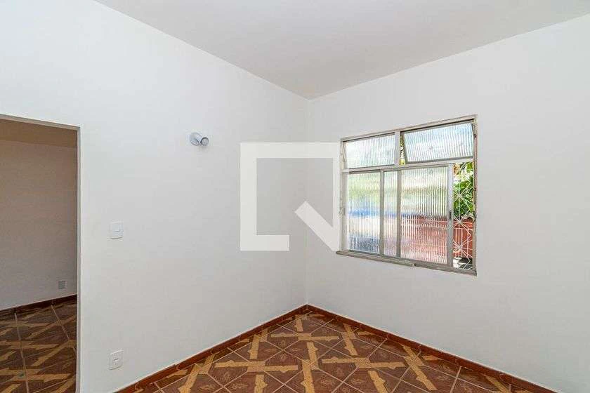 Unfurnished house with 2 bedrooms and 1 bathroom — photo 12