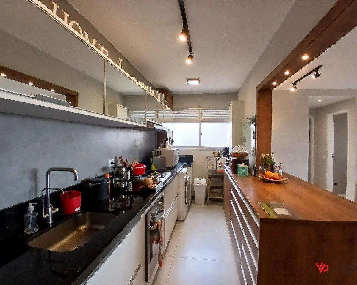 2-bedroom apartment with a washing machine — photo 11