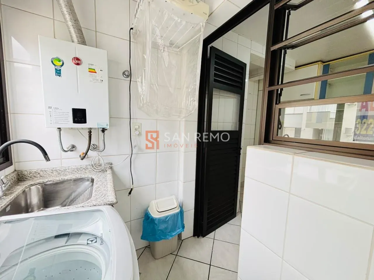 2-bedroom apartment with a washing machine — photo 9