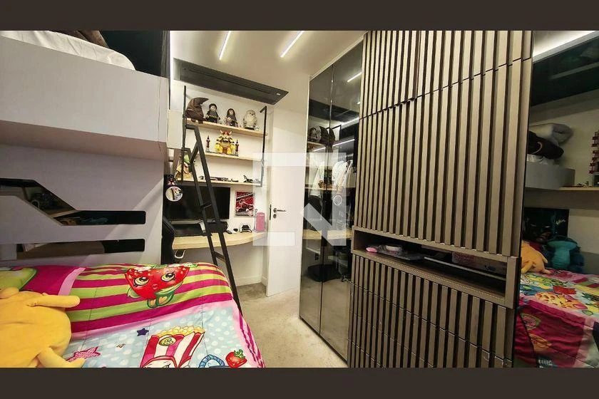 Панорамные окна и 3 спальни: квартира 123 м² — photo 20