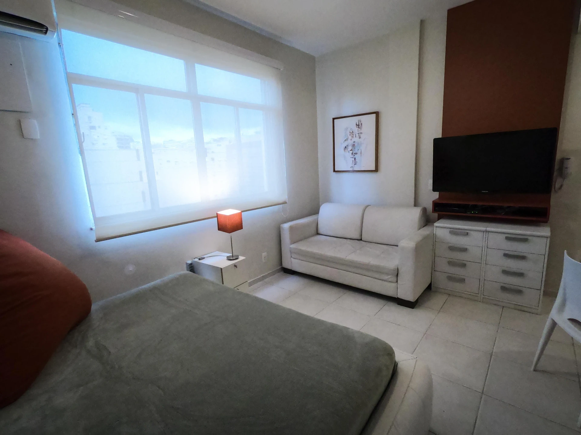 Apartamento mobiliado com 1 quarto no 11º andar
