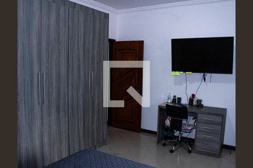 Casa de 4 dormitorios con espacio de home office — photo 23