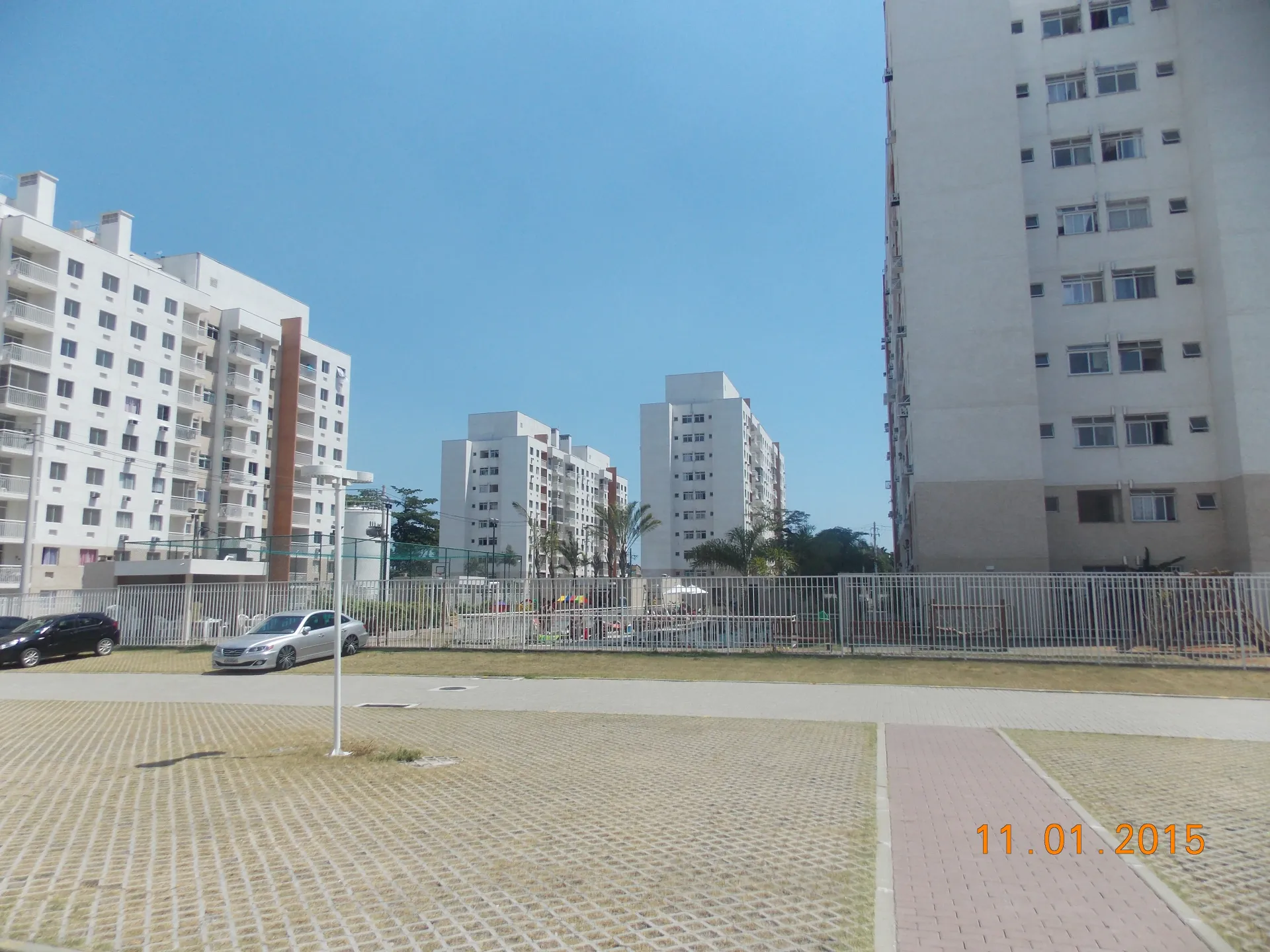 Apartment with 2 bedrooms and a closed-off kitchen — photo 21