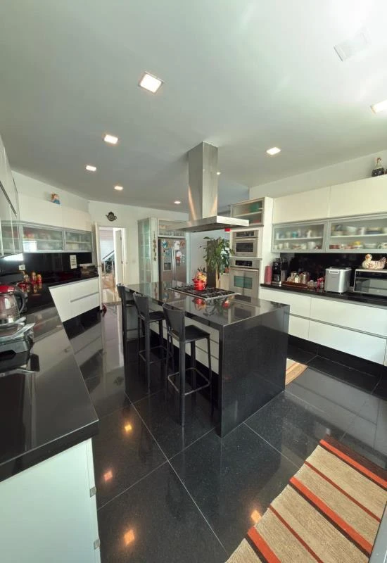Casa para locação com cozinha americana e 9 quartos — photo 10