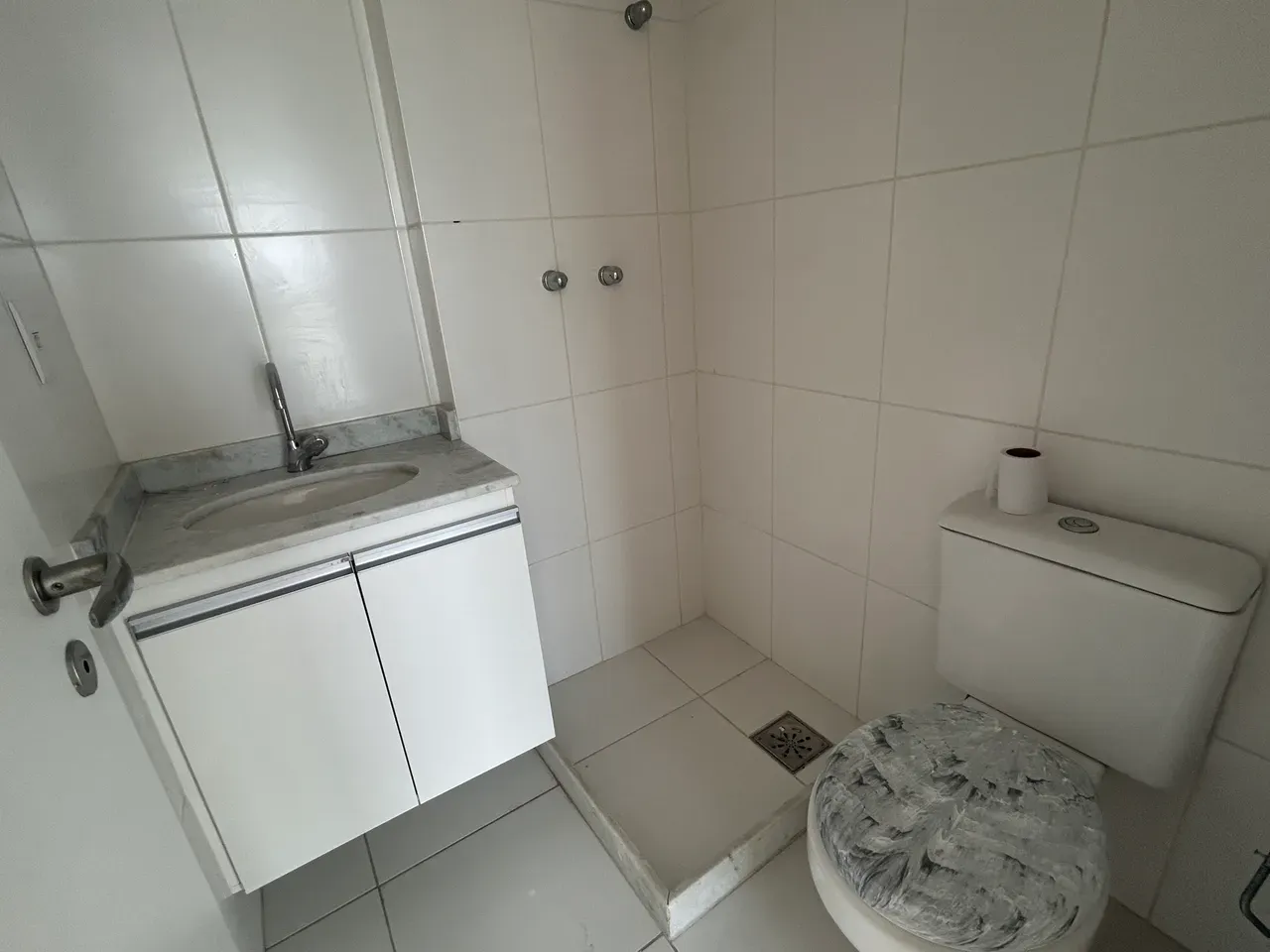 3-bedroom apartment with a mountain view in Rio de Janeiro — photo 13