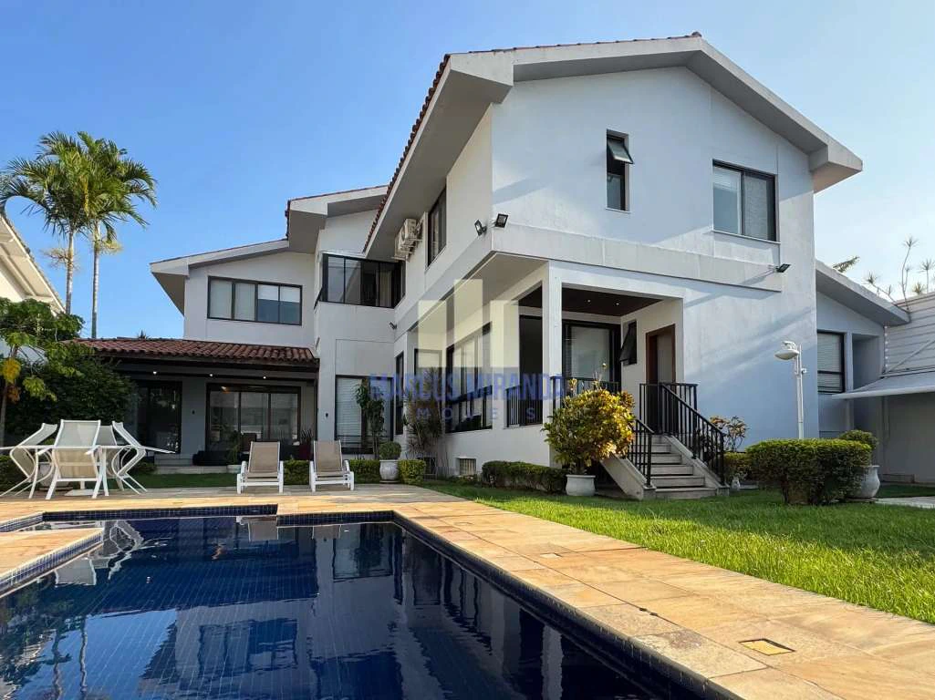 House with 5 bedrooms and 834 m², 6 parking and 9 baths — photo 20