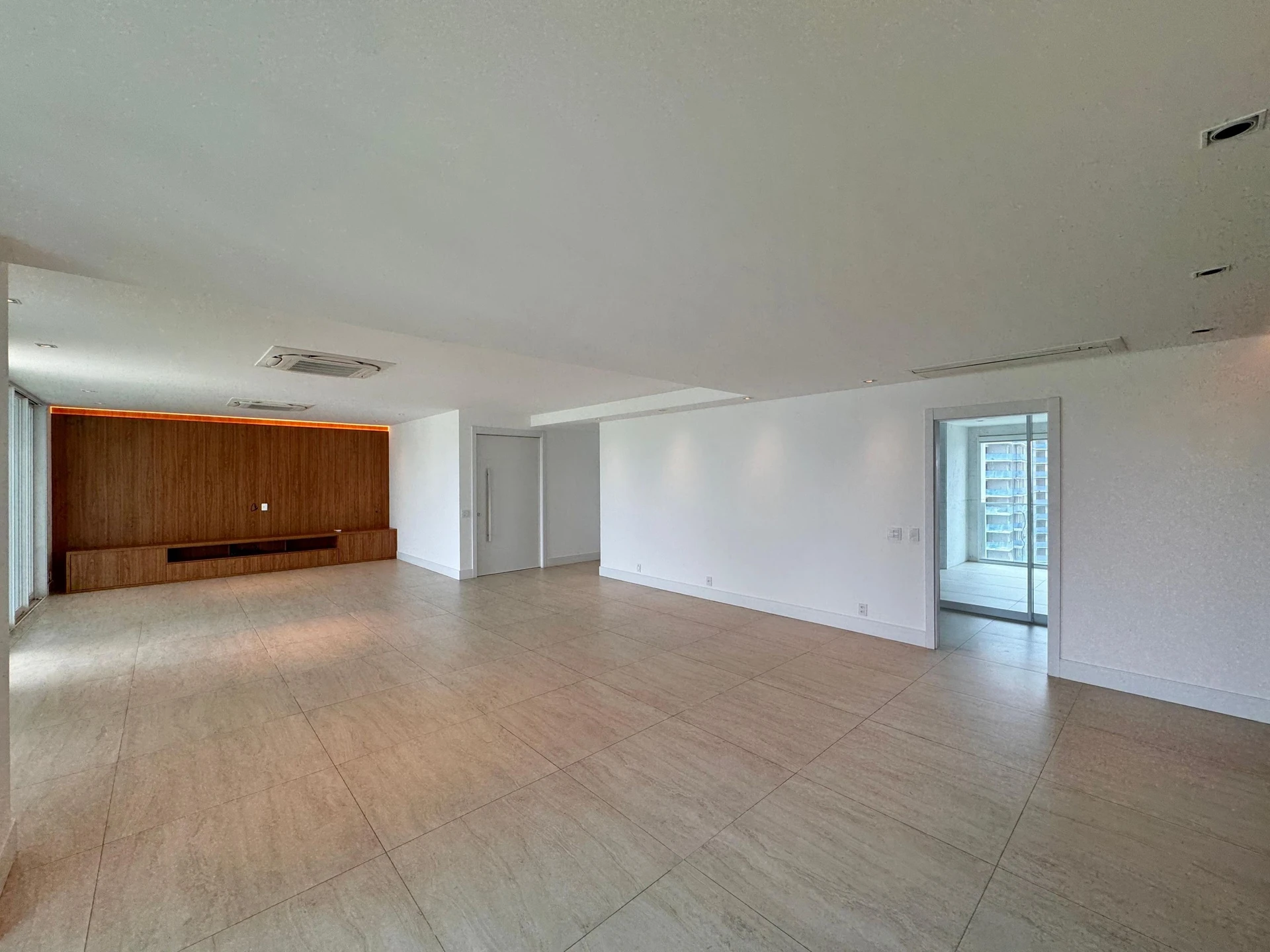 Apartamento mobiliado com 3 suítes e 4 vagas — photo 13