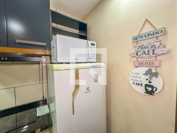 37 m² apartment with a home office and a washing machine — photo 10