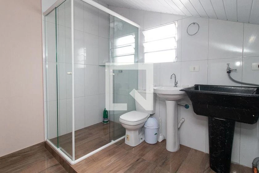 4-bedroom house with a home office in Curitiba — photo 19