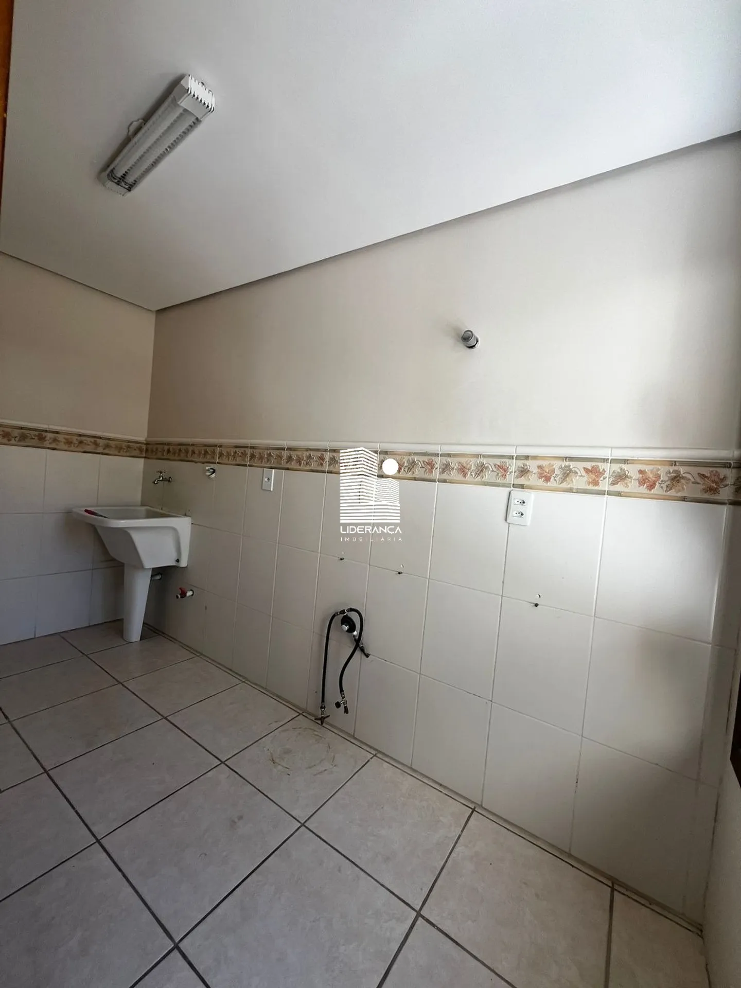 180 m² house with 3 bedrooms, 2 baths and a balcony — photo 20