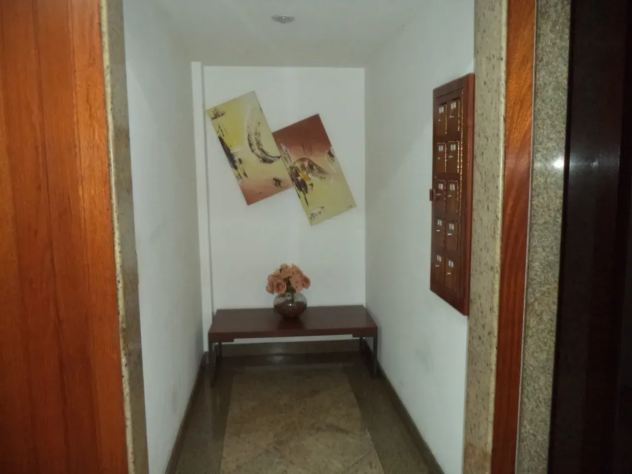 93 m² apartment with 2 bedrooms and 3 bathrooms — photo 3