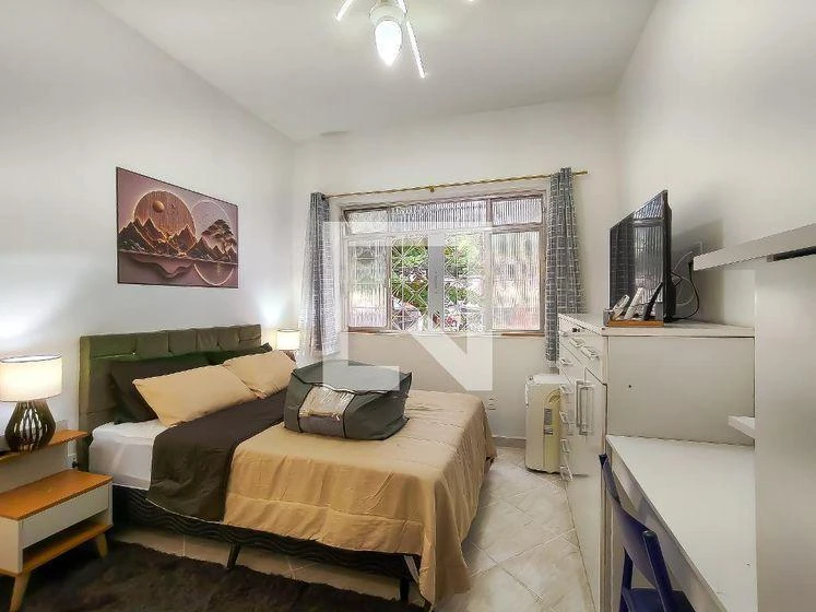 2-bedroom apartment with a washing machine — photo 8