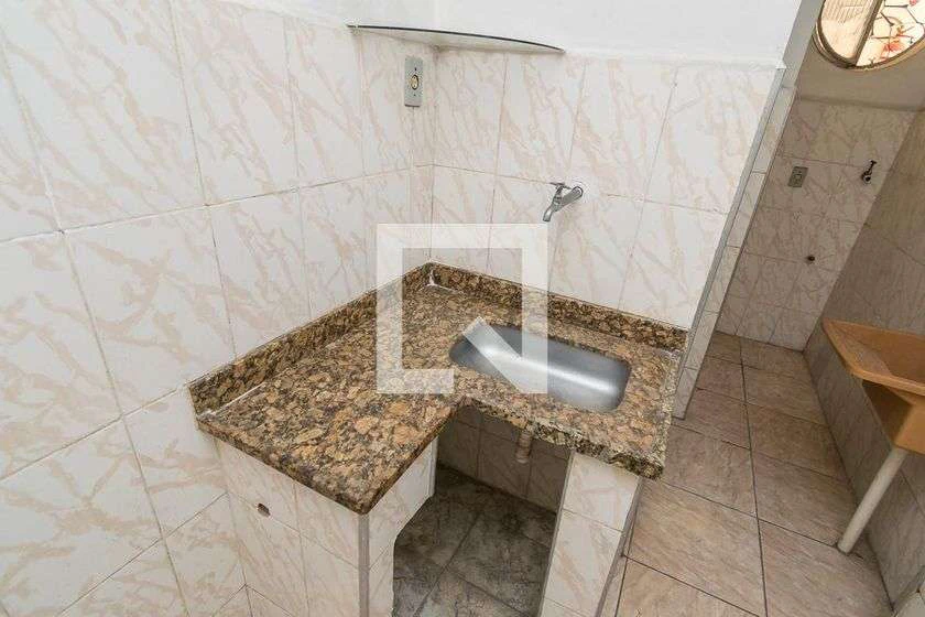 Rental apartment with 2 bedrooms and separate kitchen — photo 14