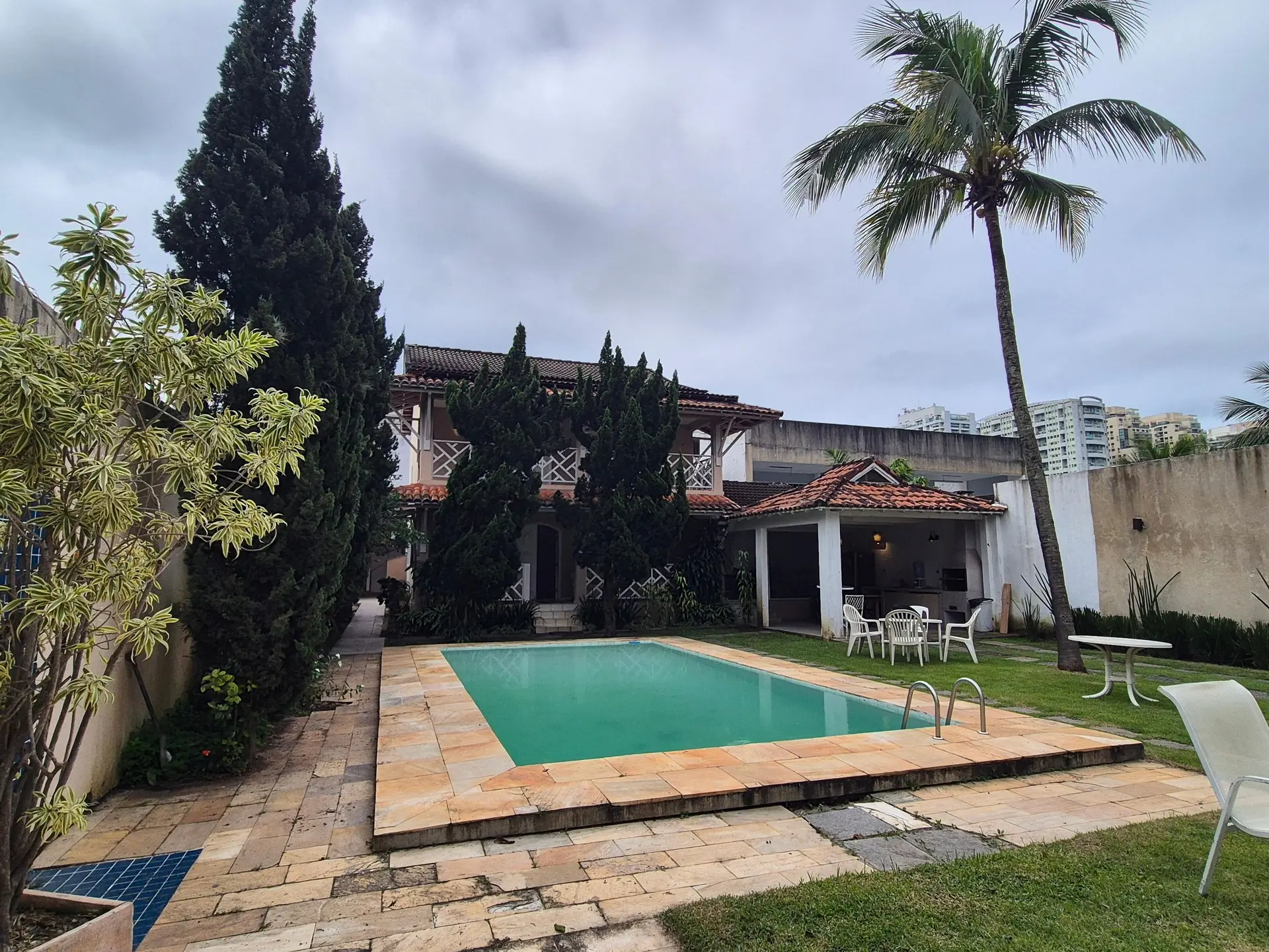4-bedroom house with a garden in Rio de Janeiro — photo 47