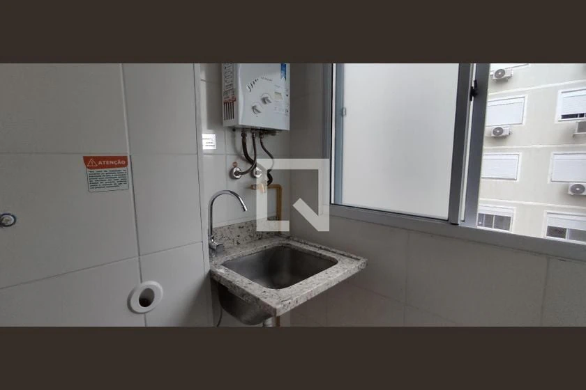 Mountain view in a 2-bedroom apartment, 49 m² — photo 7