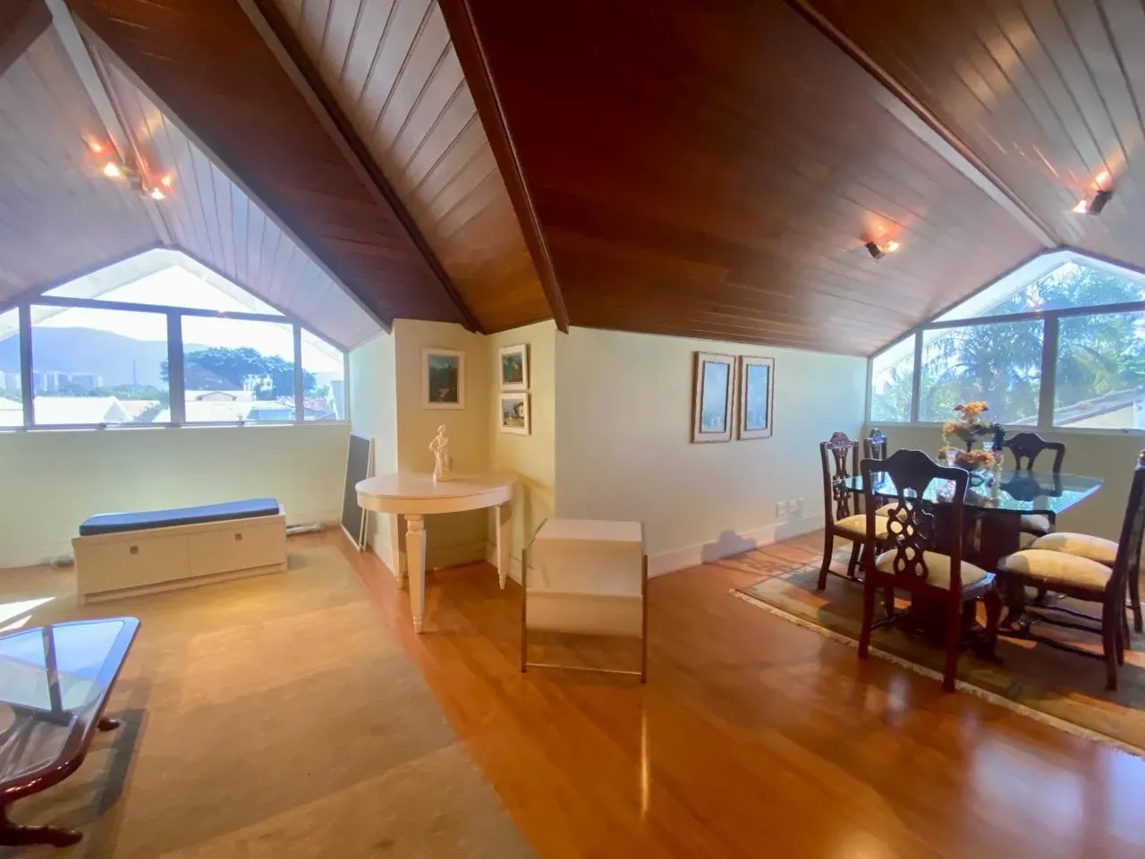 Furnished house with 4 bedrooms and 4 bathrooms — photo 23