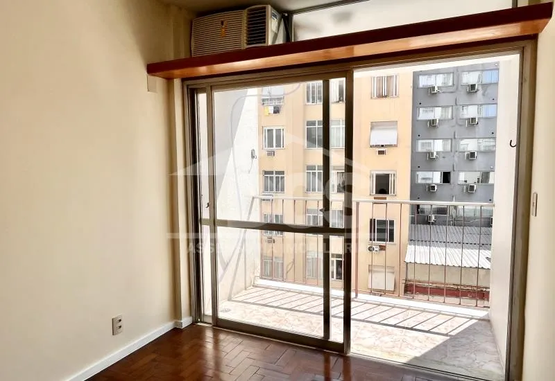 One-bedroom apartment in a building with a sauna — photo 5