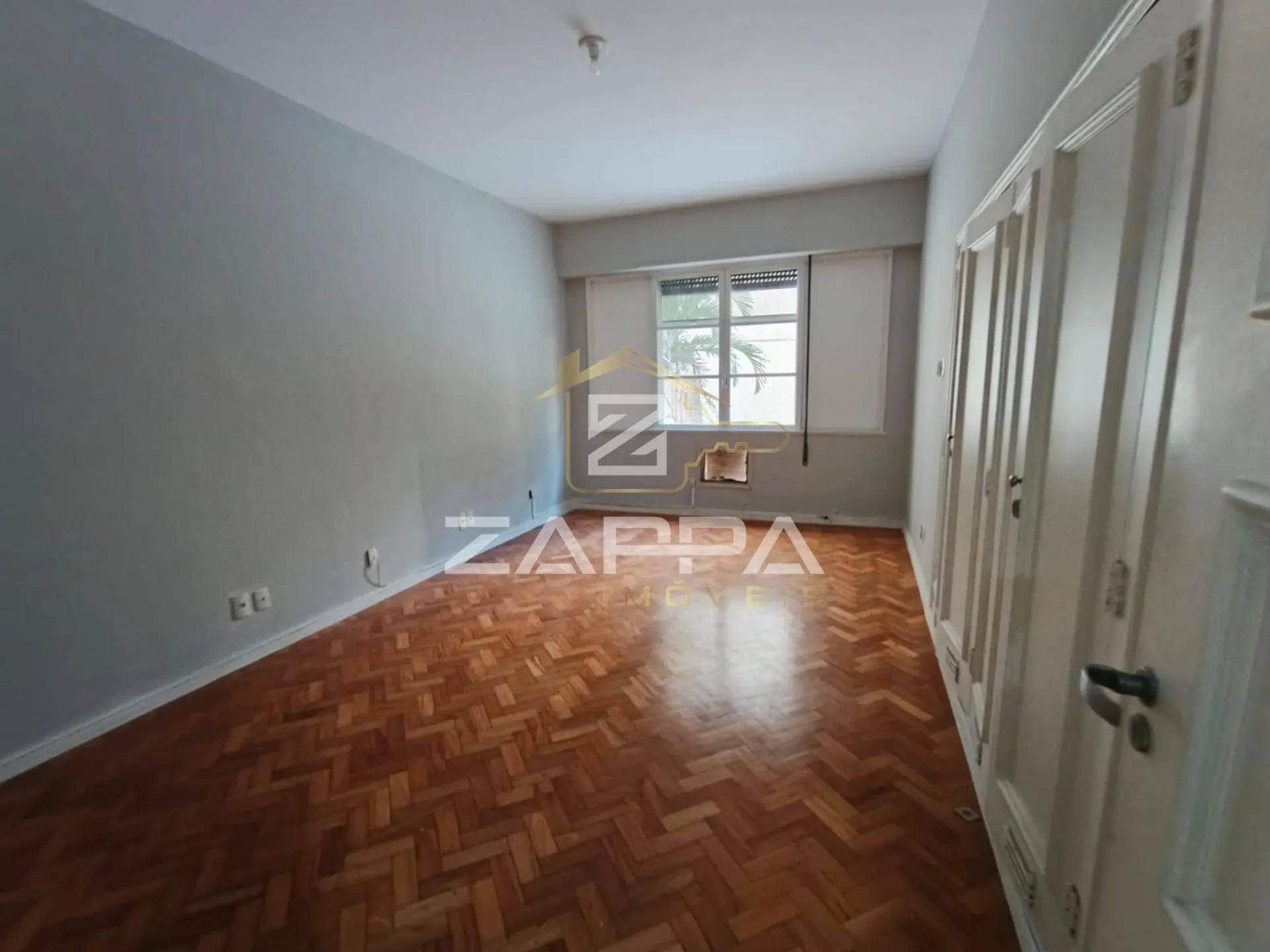 3-bedroom apartment with a bathtub in Rio de Janeiro — photo 11